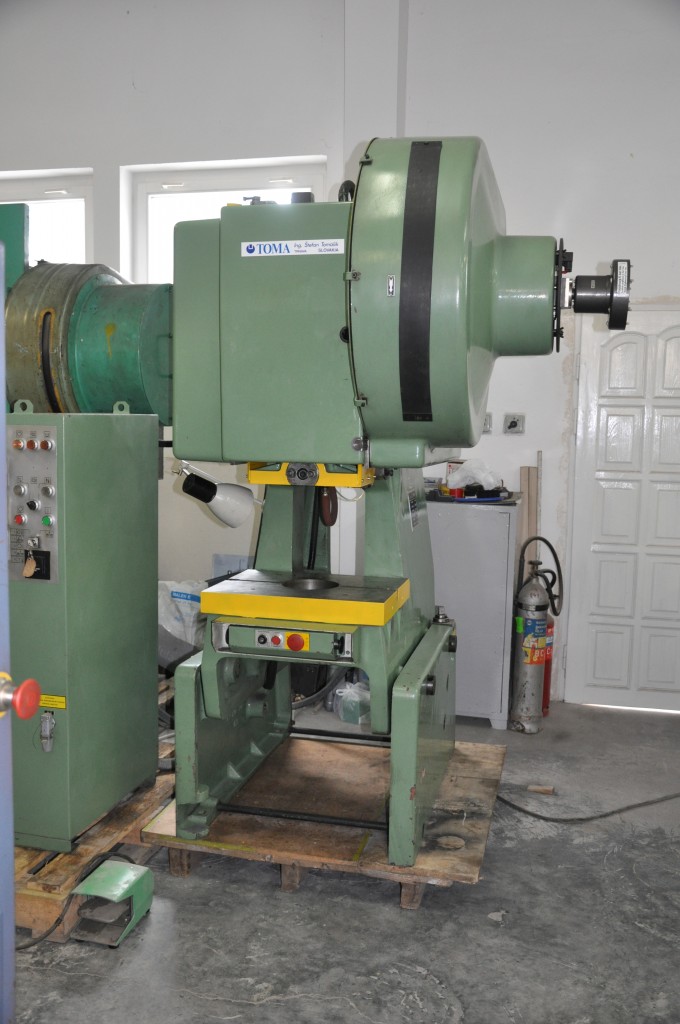 Eccentric Press LEN 25