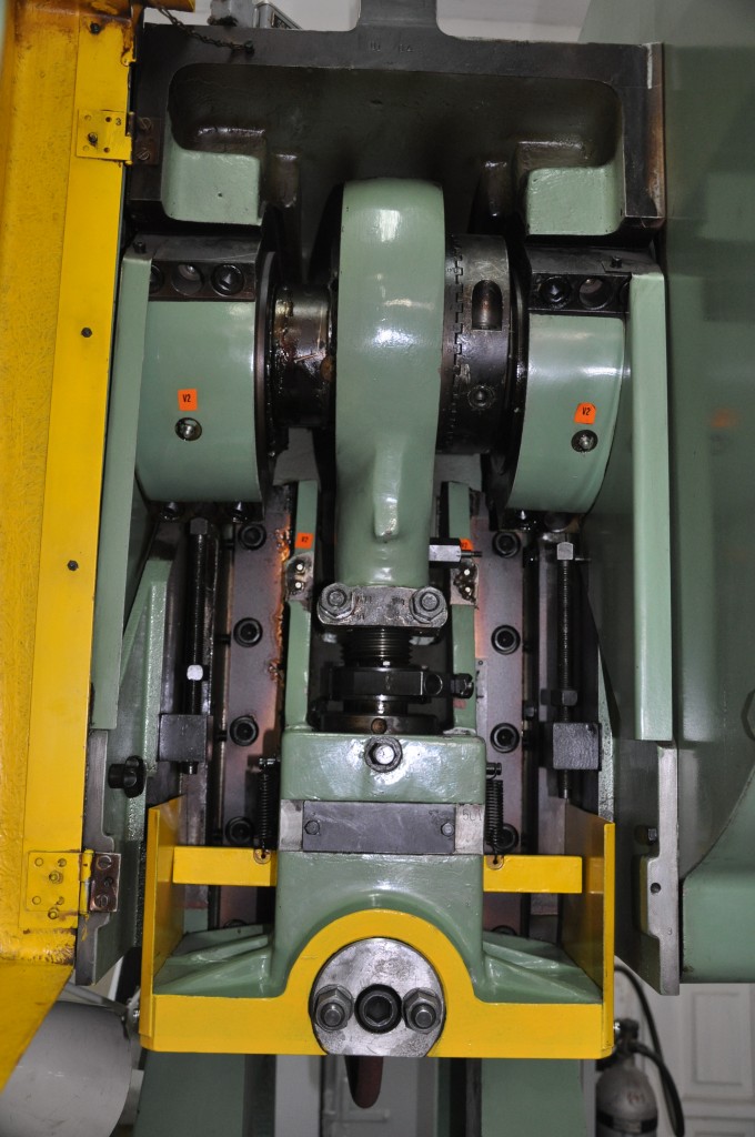 Eccentric Press LEN 25 - the crankshaft and slider